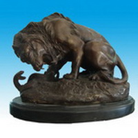 Brass lion CA-021