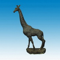 Bronze giraffe CA-030