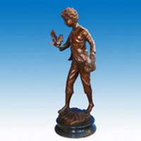 Boy & pigeon statue CCS-119
